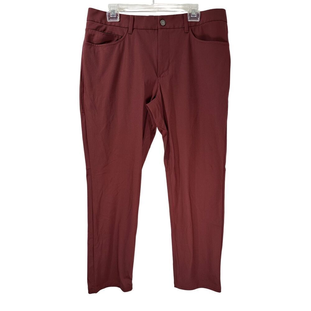 CRZ Yoga men’s burgundy 5 pocket golf pants size 34. #19-1935